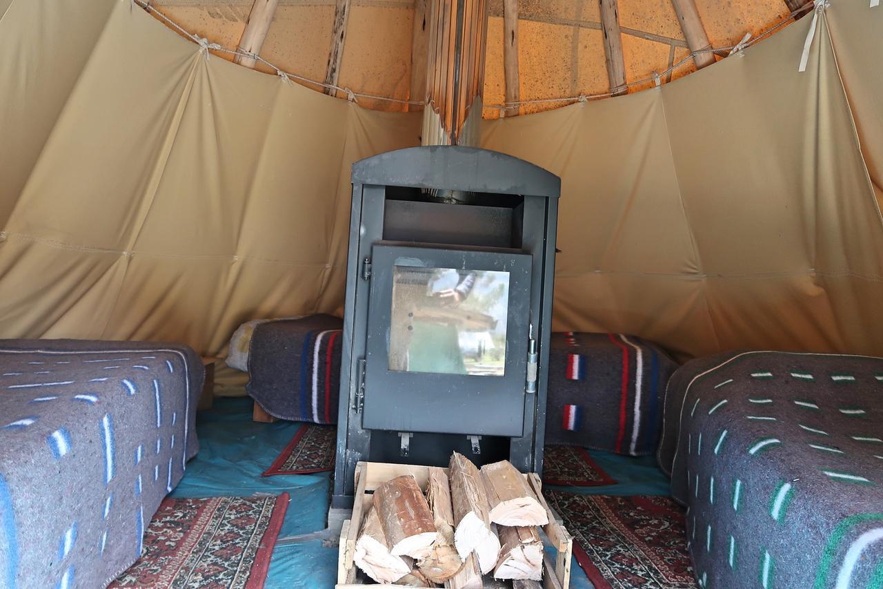 The Lazy Dog Inn A Mountain Lodge Уарас Экстерьер фото